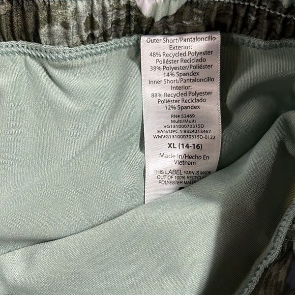 AVIA girls shorts. 2fer shorts - Picture 8 of 8